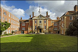 Lady Margaret Hall (LMH), Oxford